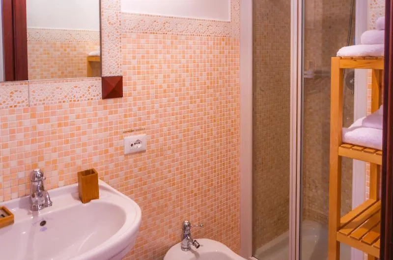 Konukevi Melo Accommodations Bari